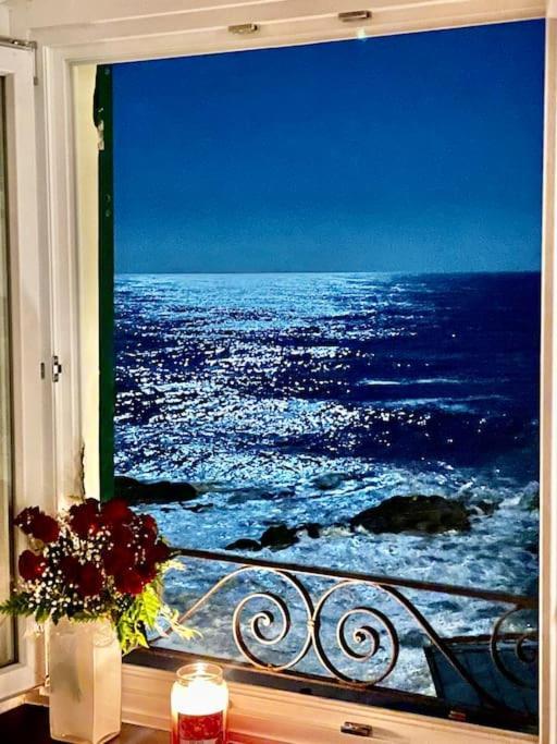 Апартаменти Moonlight In Boccadasse Генуя Екстер'єр фото